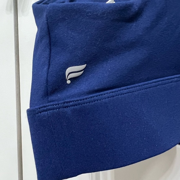 Fabletics Oasis Twist Sports Bra - Picture 4 of 5